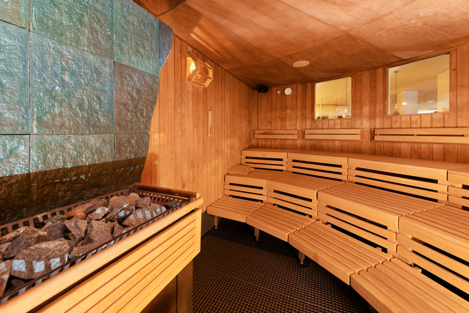 20250409 Caracalla Sauna 09 04 25 AKO 063 E